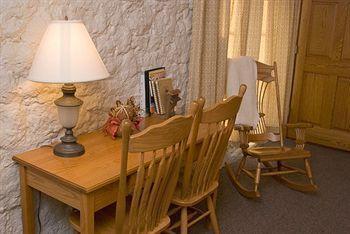 Stone Mill Hotel & Suites Lanesboro 外观 照片